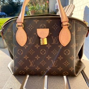 Louis Vuitton Rivoli PM